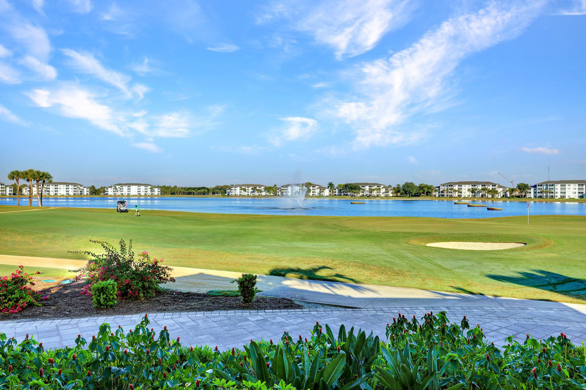 Championship golf at Heritage Palms Golf and Country Club